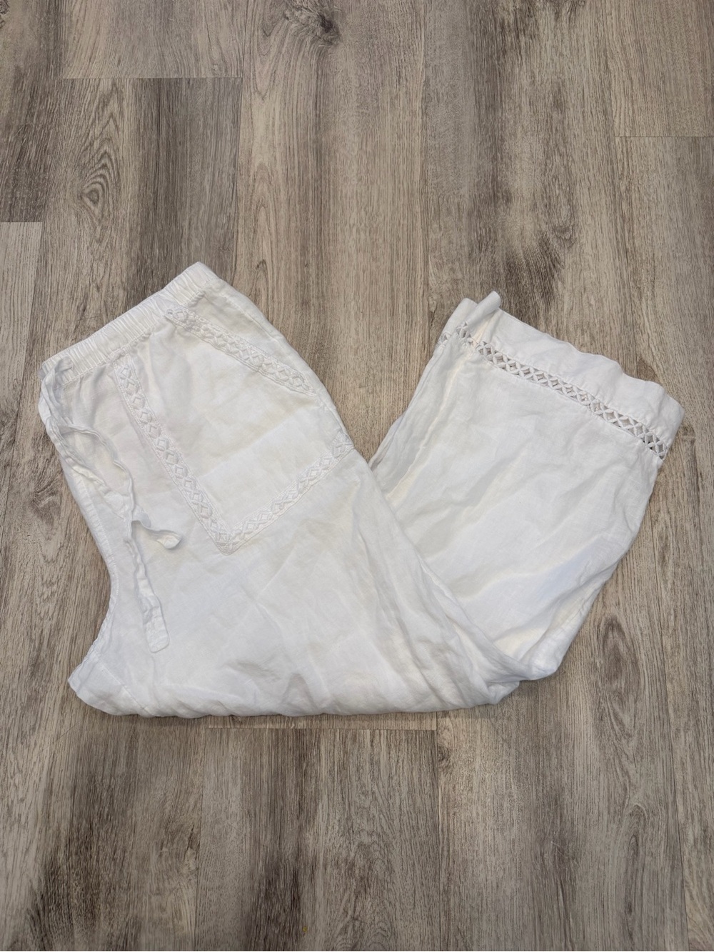 Joie Medium White 100% Linen Cropped Pants Drawstring Crochet Trim